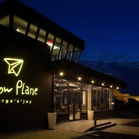 Yellow Plane Yurov Exterior foto