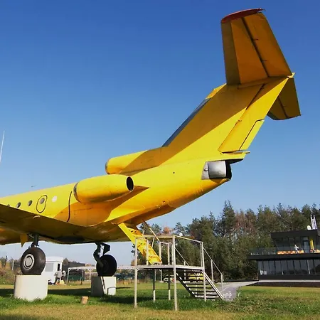 Yellow Plane Yurov Exterior foto
